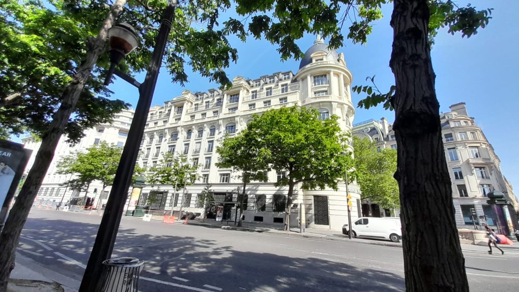 Les locaux de la BPI se trouvent au 8, boulevard Haussmann (9è arrondissement de Paris)